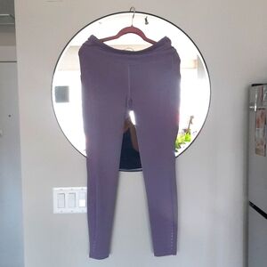 Lululemon Mauve Size 12 fleece legging